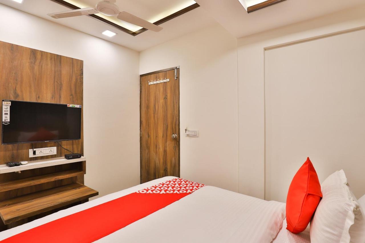 Oyo 24950 Hotel Shree Balaji Residency Ahmedabad Exterior photo