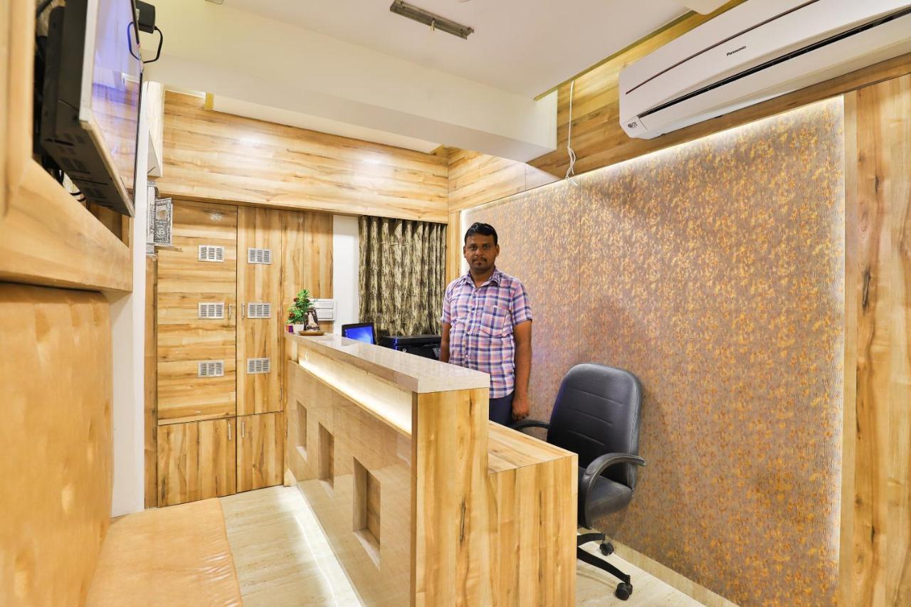 Oyo 24950 Hotel Shree Balaji Residency Ahmedabad Exterior photo